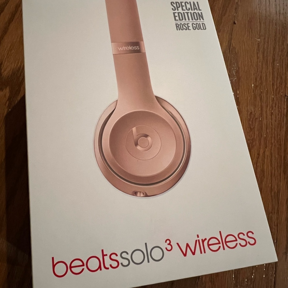 Beats by Dre Solo 3, Rose Gold
